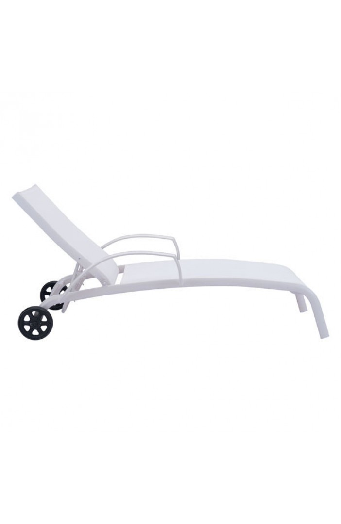 white outdoor lounge chair